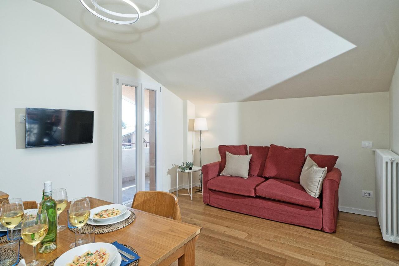Borgo Del Grillo P2-9 By Wonderful Italy Διαμέρισμα Σιρμιόνε Εξωτερικό φωτογραφία